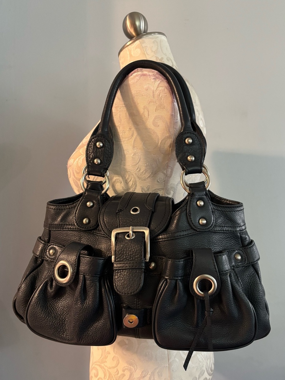 Wilson Leather Classic Dark blue Leather Shoulder Bag